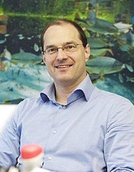 Dr. med. Bernhard Hochreutener